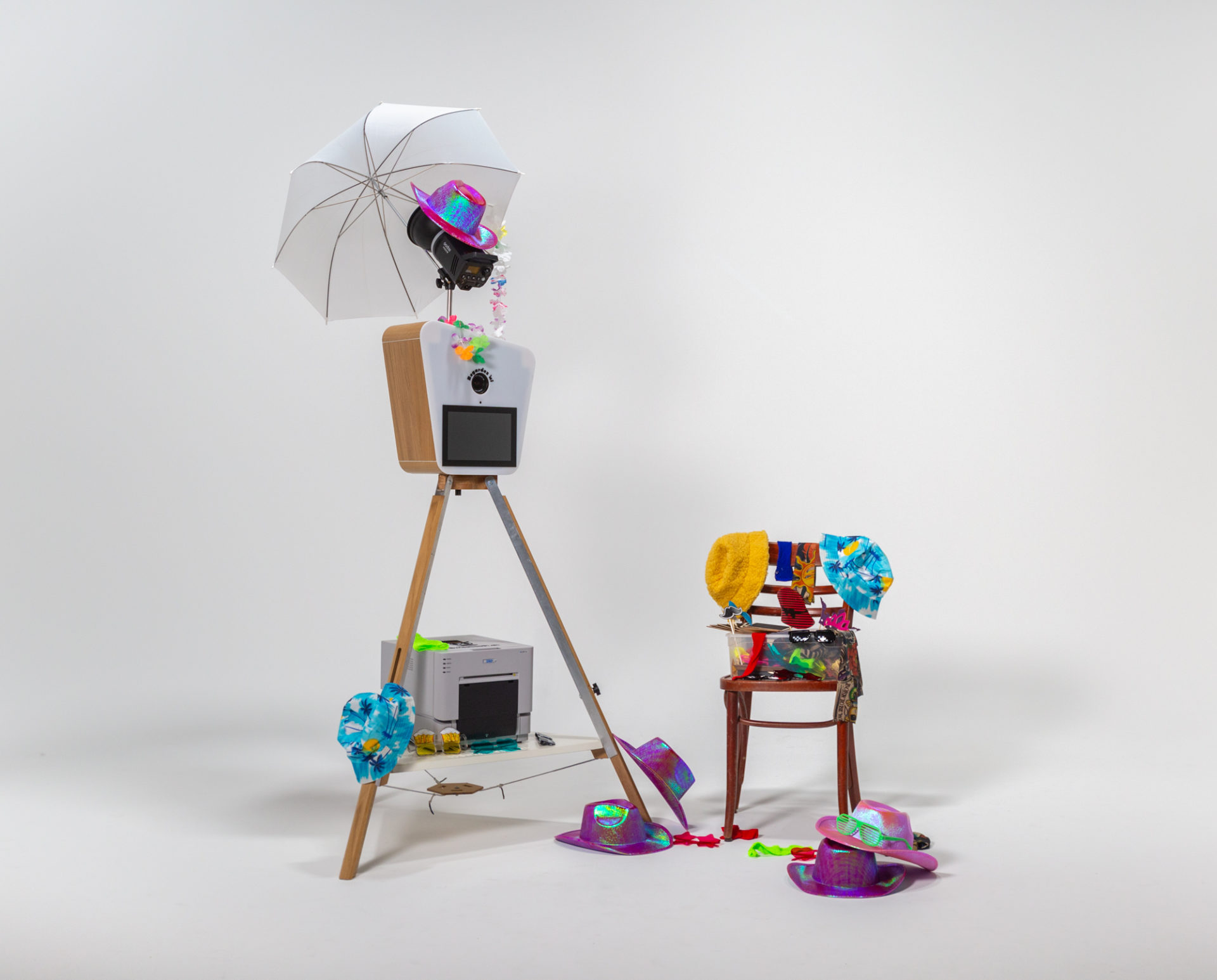 Location photobooth Suisse romande - Woody, borne photo Swiss Made pour mariages et événements